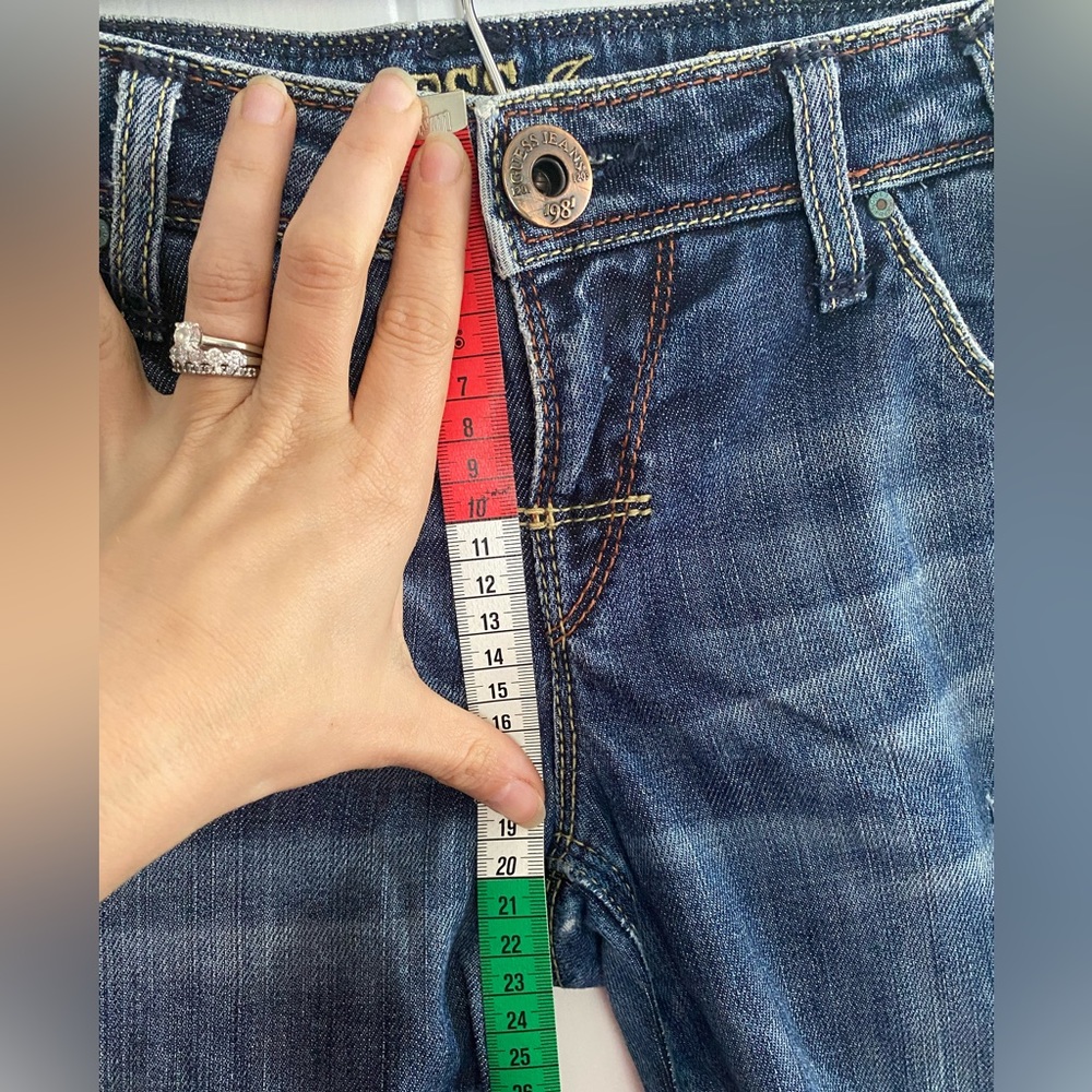Guess Jeans low rise distressed jeans, blue, size 29 - Picture 9 of 10
